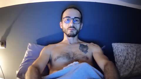 Jackowl online show from October 18, 6:02 pm