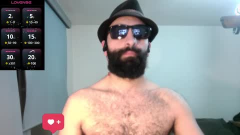 Snapshot of ona_nisme chatting on March 1, 5:31 am ona nisme online show from March 1, 5:31 am
