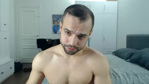 onebestlover online show from June 4, 5:08 pm