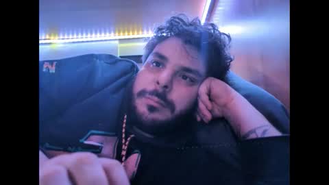 Snapshot of onecrew1 chatting on October 13, 5:52 pm onecrew1 online show from October 13, 5:52 pm