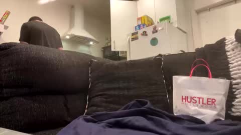 onthecumup69 online show from April 11, 9:46 am