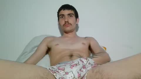 onzas_ online show from February 1, 9:46 pm