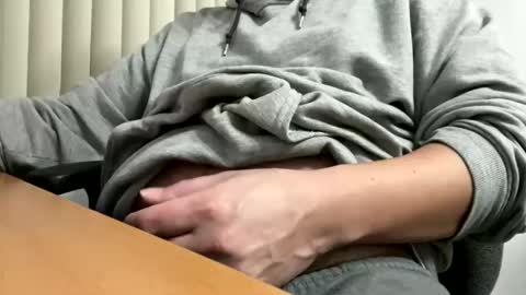 ooiskyfalloo online show from February 2, 9:52 am