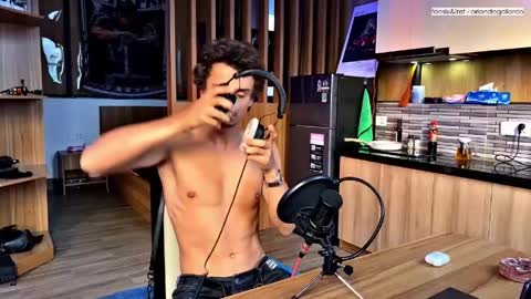 Fansly and Instagram -  online show from April 10, 10:33 am