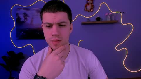 oscar_rage online show from April 2, 6:49 pm