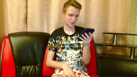 Oscar online show from November 29, 11:18 pm