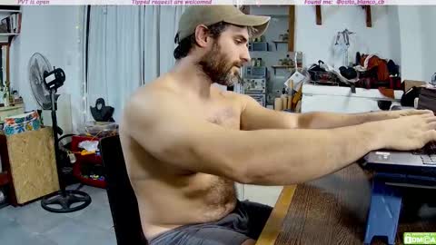 Osito Blanco online show from March 31, 4:36 am