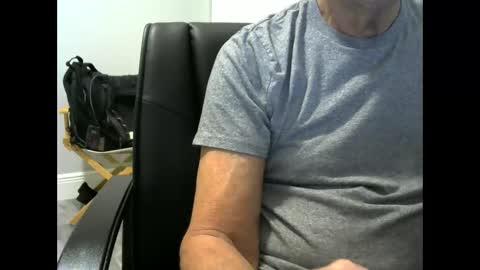 Ossi online show from December 4, 11:34 pm