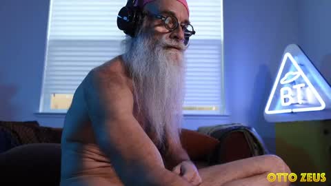 Otto Zeus online show from March 31, 11:50 pm