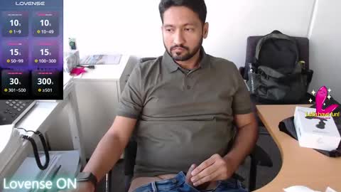 outdoornakedguy11_007 online show from February 17, 7:42 pm