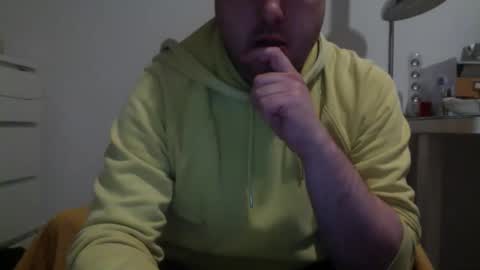  92 online show from February 1, 6:17 pm