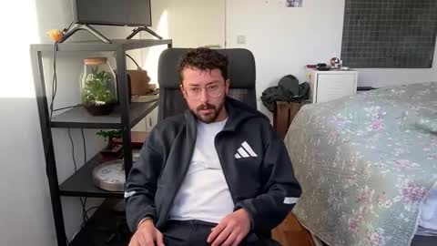 ovidius96 online show from November 17, 2:20 pm