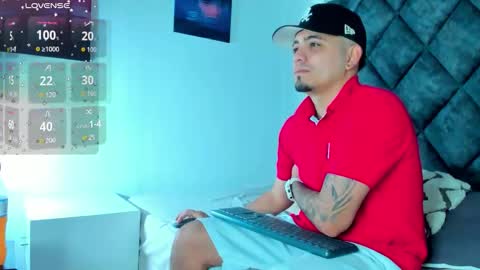 O W E N - S T O N E online show from November 23, 12:38 pm