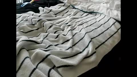 p guin12345 online show from April 24, 3:25 pm