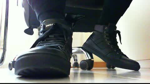 Pablo Meness online show from January 8, 12:15 pm