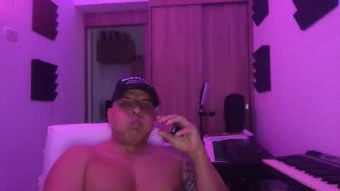 paisaexotico online show from May 6, 10:54 pm