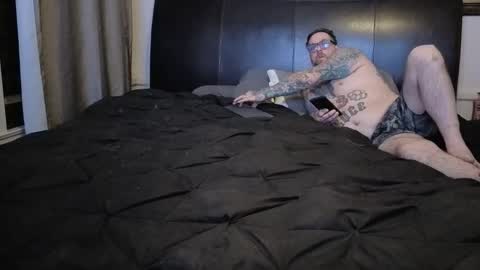 pantyhoseaddict666 online show from December 2, 1:41 am