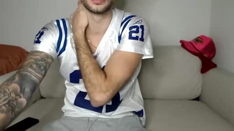 Snapshot of papijakey chatting on January 11, 2:41 am -- New Videos Down Below online show from January 11, 2:41 am
