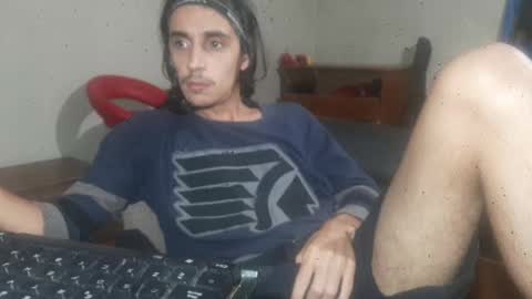 Snapshot of papito20cm chatting on December 26, 2:01 am Lau online show from December 26, 2:01 am