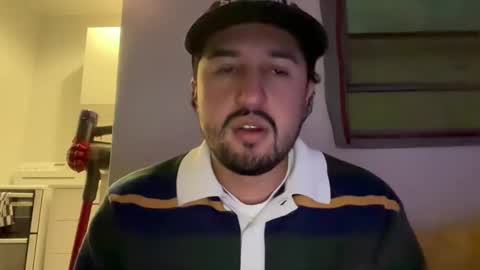 paprika_555 online show from April 17, 9:56 am