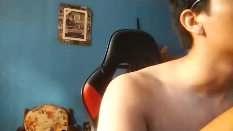 papuh2007 online show from April 16, 2:39 pm