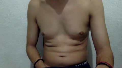 papy_dani33 online show from April 7, 5:51 am