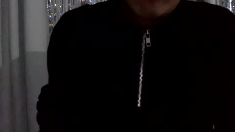 papy_dani33 online show from December 11, 7:21 am