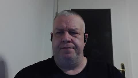 para3214 online show from February 3, 9:09 pm