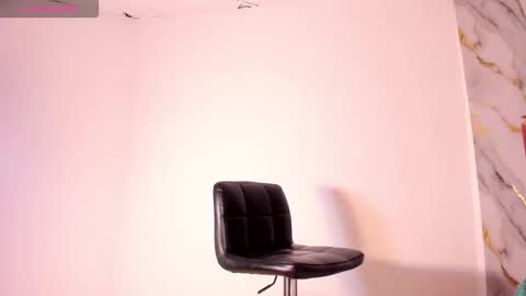 Luis And Luisa online show from March 21, 6:45 pm