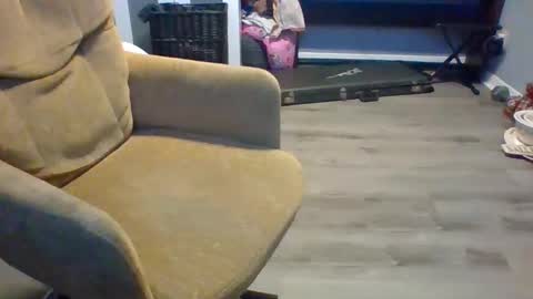 pat0666 online show from January 17, 6:54 pm