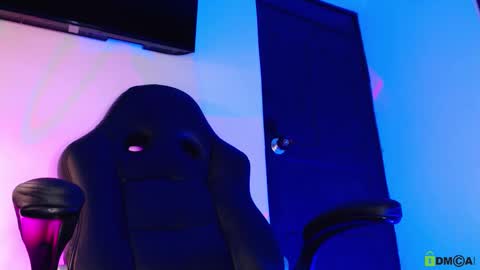 Pato  online show from November 19, 6:24 am