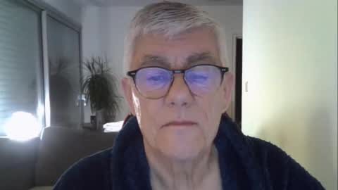 patrick5275 online show from April 11, 4:30 am