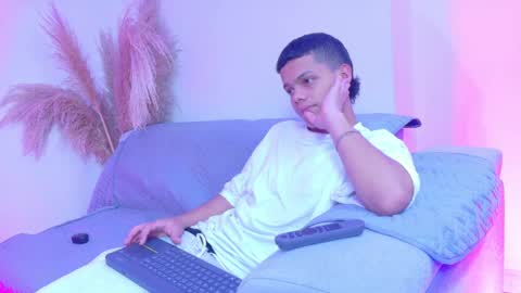 Patrick  online show from May 30, 7:36 pm