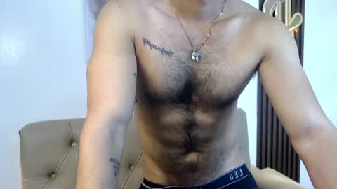 paul_cros online show from July 8, 11:36 am