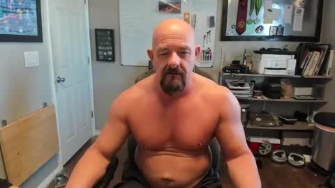 Justeffingaround online show from February 28, 3:59 pm