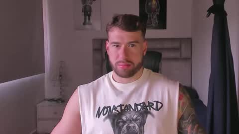 PAUL ROGER online show from March 15, 4:57 pm