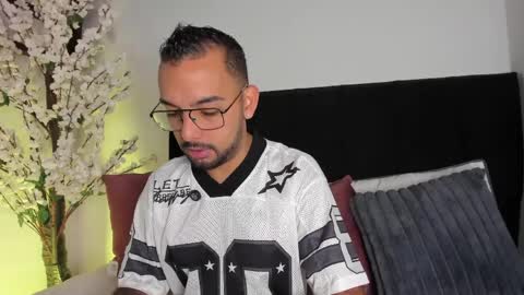 Paulo Da Silva online show from April 2, 10:34 am