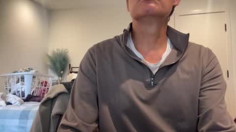 paulwill2377 online show from April 17, 5:26 pm