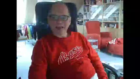 Snapshot of pavlovsdog2006 chatting on February 24, 9:21 am Pavlov aka Peter online show from February 24, 9:21 am