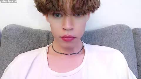 pawclaw online show from November 26, 9:40 pm