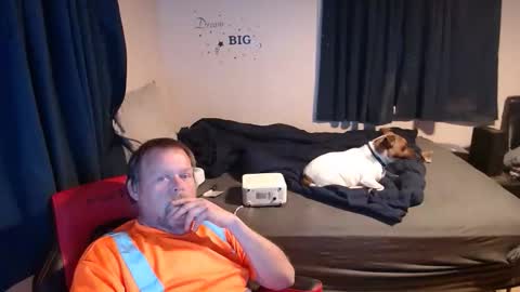 pecker40 online show from December 13, 10:38 pm