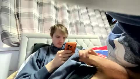 Penguin online show from March 6, 3:09 pm