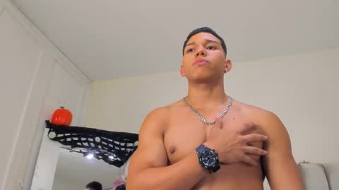 percy_god online show from September 24, 1:05 am