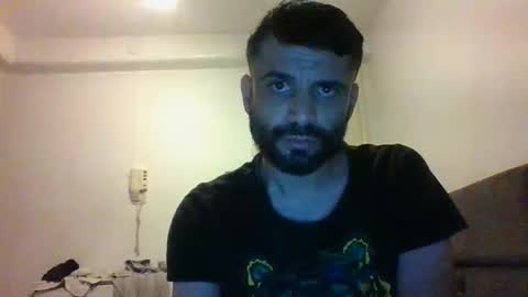 persianprince_13 online show from April 3, 5:15 am