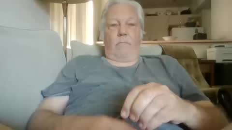 Nut4aNickel online show from October 11, 9:30 pm