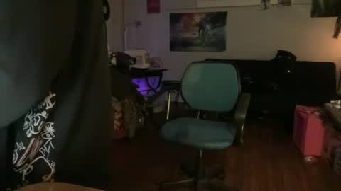 Snapshot of petehaze484617 chatting on December 15, 4:18 am Pete Haze online show from December 15, 4:18 am