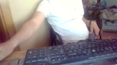 peyo873996 online show from April 14, 2:27 pm