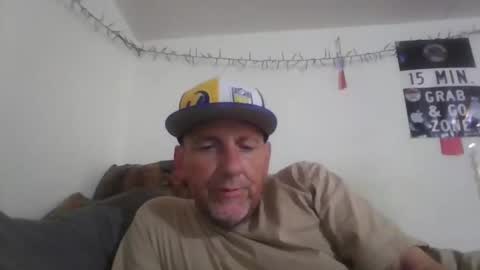 pierce702420 online show from April 3, 12:29 am