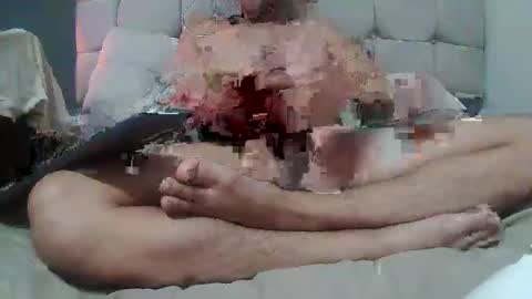 pieslatinos online show from September 10, 4:00 am