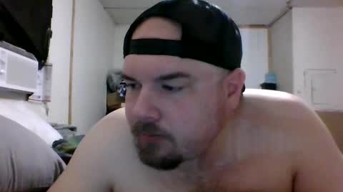 pika05777 online show from May 30, 12:21 am